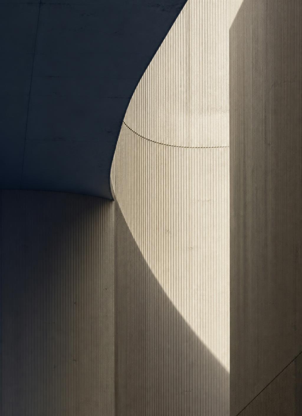 Détail architectural en contre-plongée